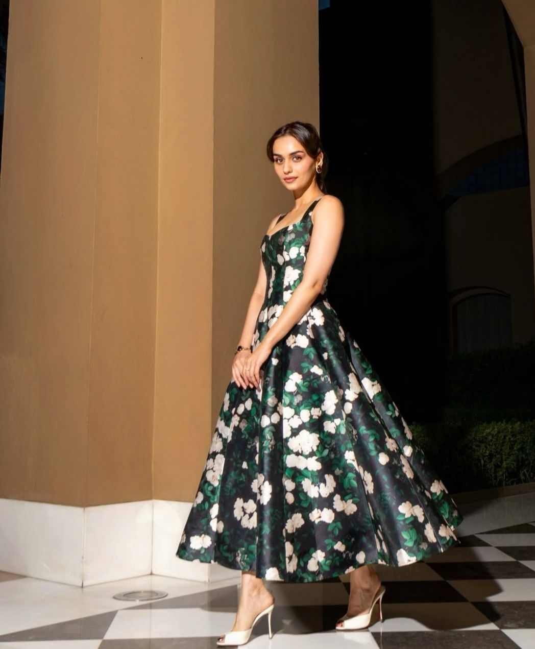 Miss World Manushi Chhillar Shuts Down Troll Who Mocked Miss World Aspirant's Crown Tattoo